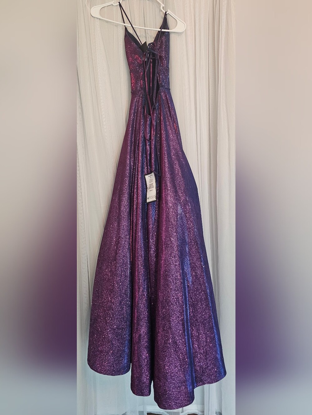 City Studios Sparkle V-Neck Purple Prom Gown Size 1/2 - Picture 3 of 4
